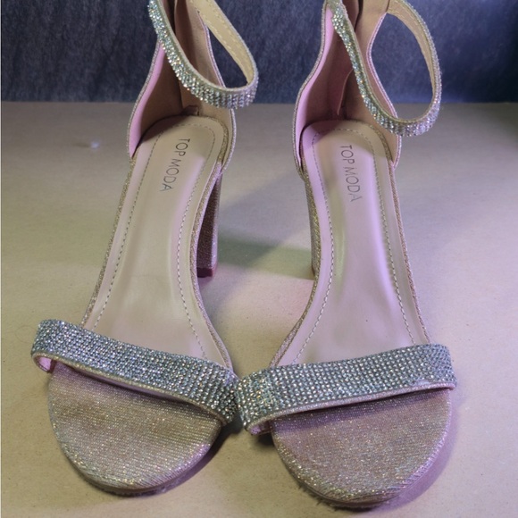 TOP Moda Gallery-45 Ankle Strap Heels-Size 8 - Picture 1 of 4